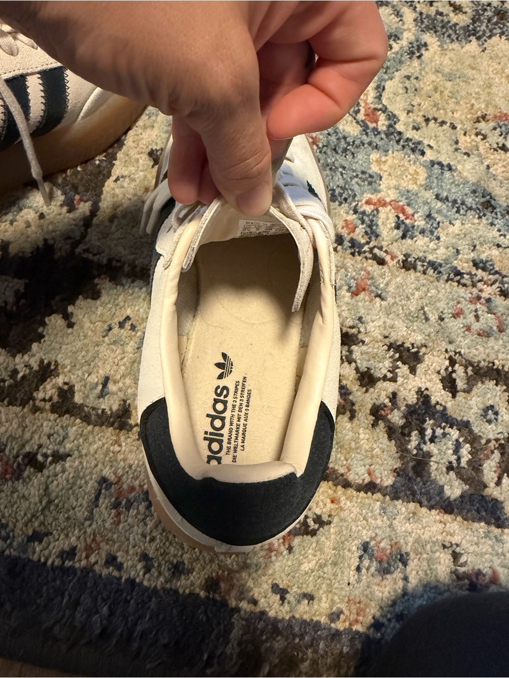 Cream adidas sambas - Picture 9 of 10